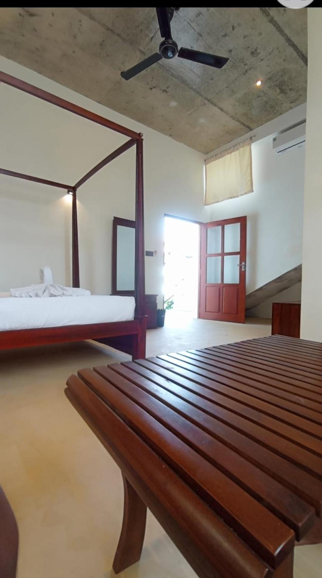 Cactus Surf Hotel Ahangama Luaran gambar