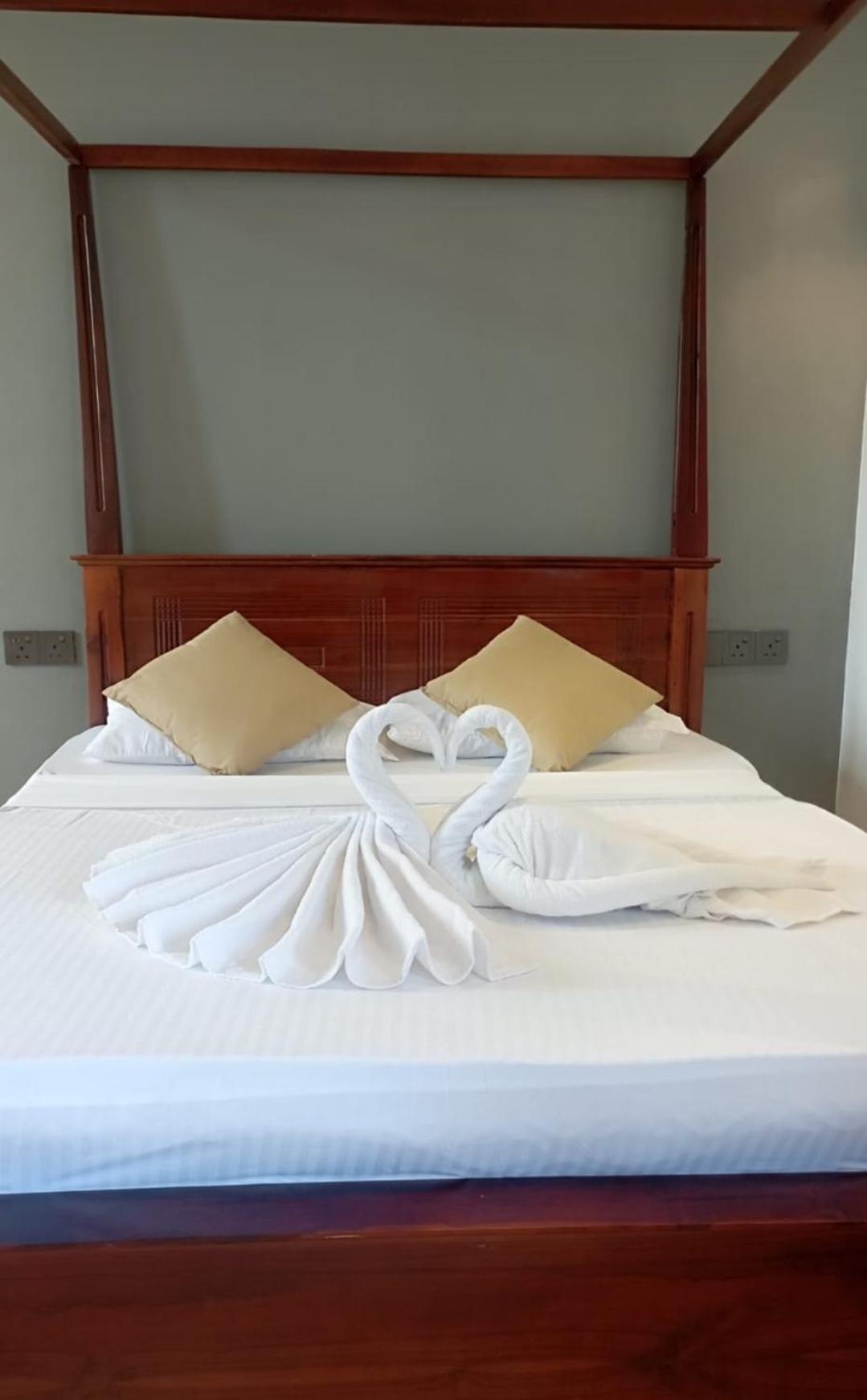 Cactus Surf Hotel Ahangama Luaran gambar